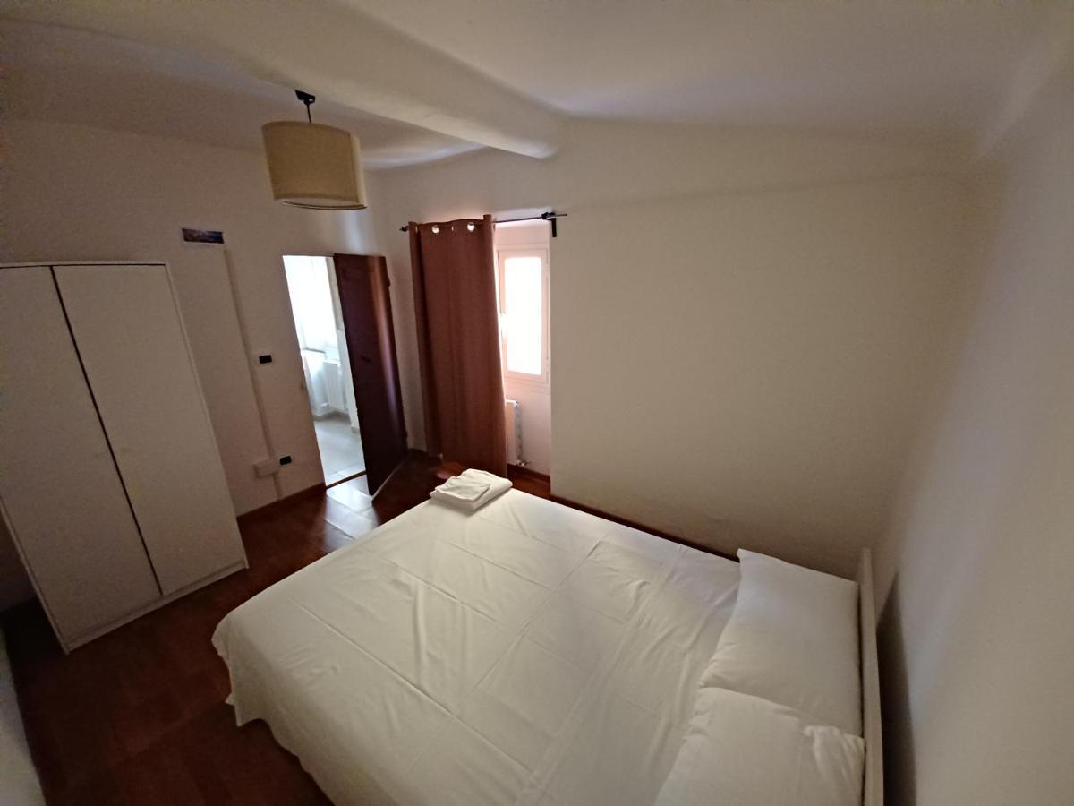 La Graziosa Del Carmine Apartment Генуа Екстериор снимка